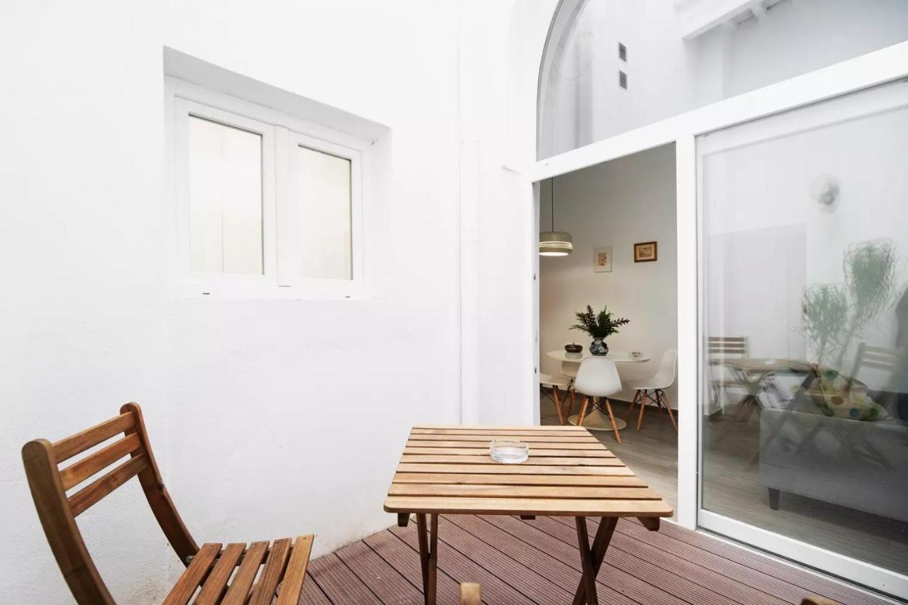Precioso alojamiento con patio interior Cádiz Exterior foto